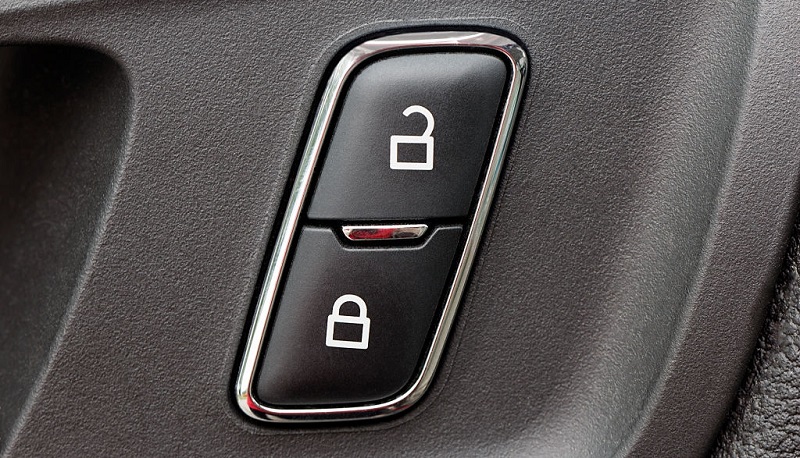 قفل در خودرو برای افزایش امنیت راننده و مسافر