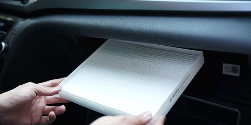 دلیل اصلی نصب فیلتر هوای کولر جذب آلاینده‌ها و تصفیه هوای داخل کابین خودرو است